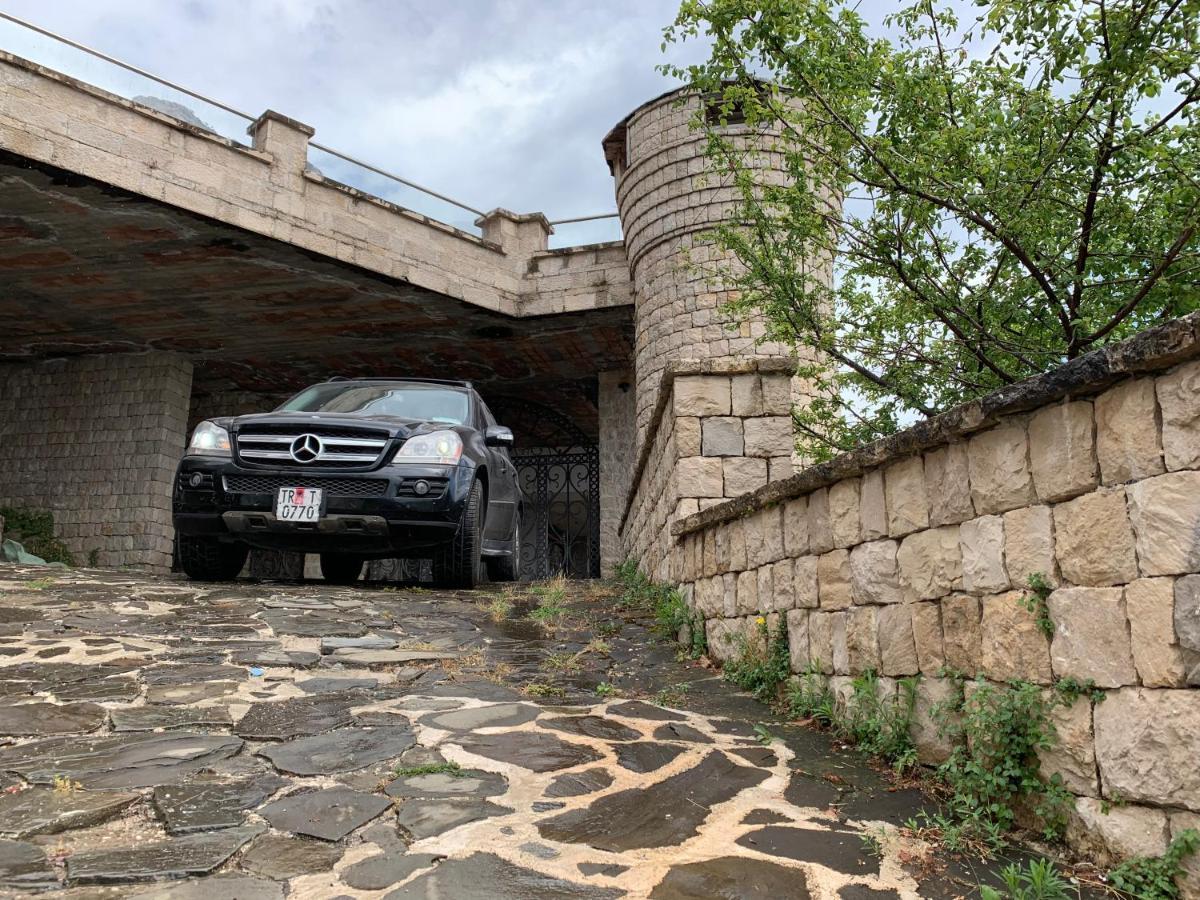 Villa Celaj “The Castle” Круя Экстерьер фото